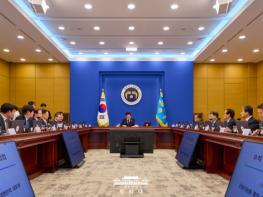 이재명 대통령, 수석보좌관회의 주재 기사 이미지