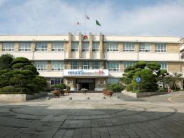 인천 중구, 취업률 72% 신화 잇는다 ‘보안검색·항공경비’ 청년 인재 양성 돌입  기사 이미지