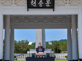 이 대통령 '선열에 합당한 예우 다해야…특별한 희생에 특별한 보상' 기사 이미지